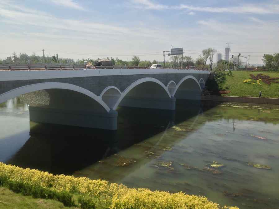 小清河综合治理二期工程 (1)：荣获济南市市政金杯树模工程、山东省市政金杯树模工程等声誉称呼.jpg