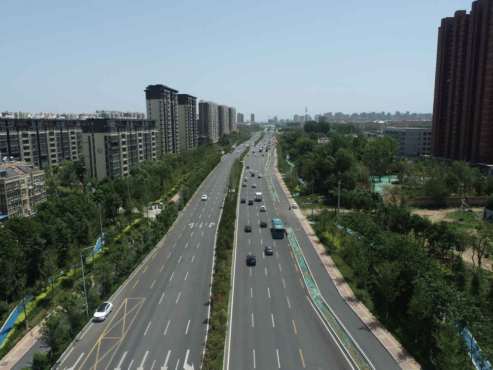 济南市奔腾大道蹊径建设工程